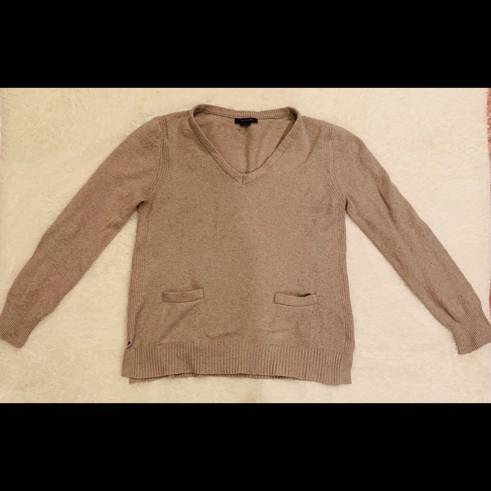 Tahari Polyester Beige V-Neck sweater